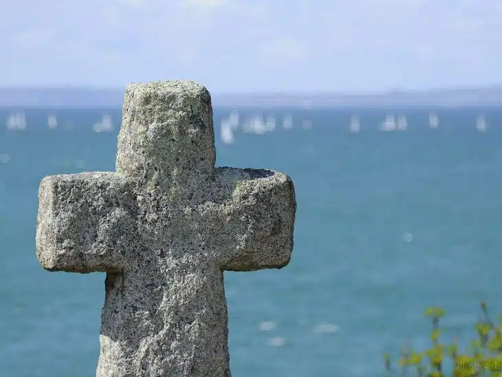 cimetiere en bretagne