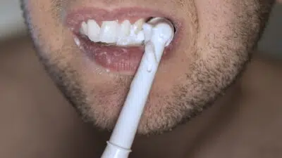 Comment choisir une brosse à dents électrique ?