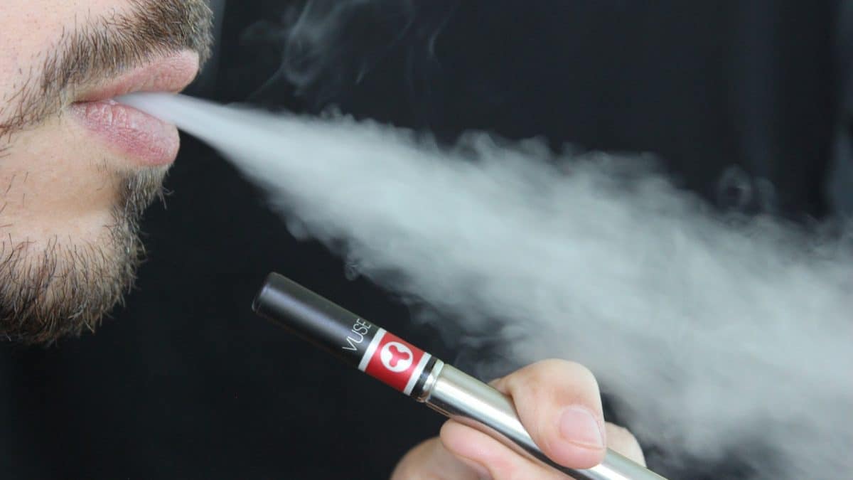 Deux raisons en 2023 de passer au vapotage lorsqu'on est fumeur